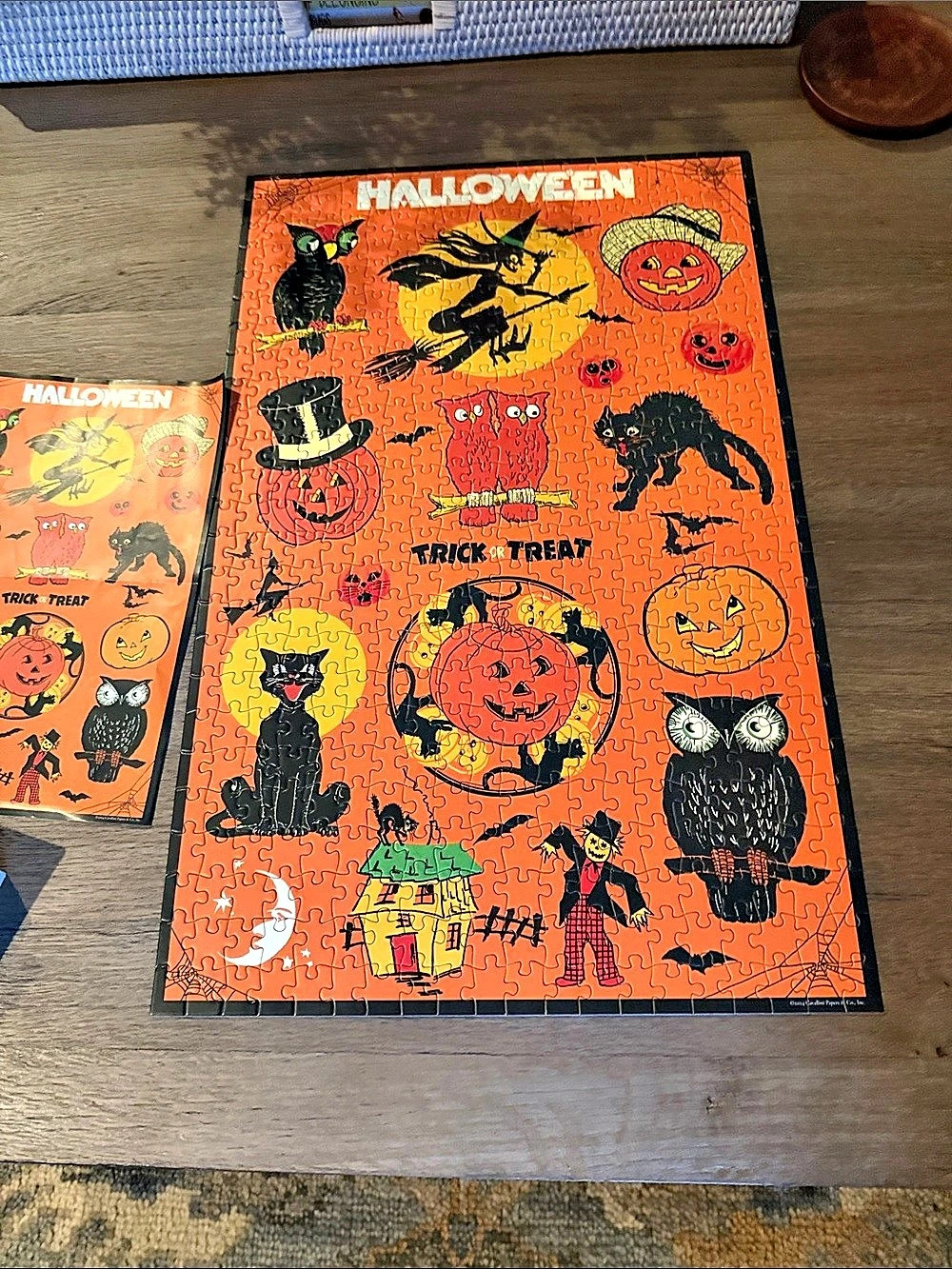 Cavallini & Co. Halloween Vintage Puzzle. 500-Piece Puzzle in Orange & Black